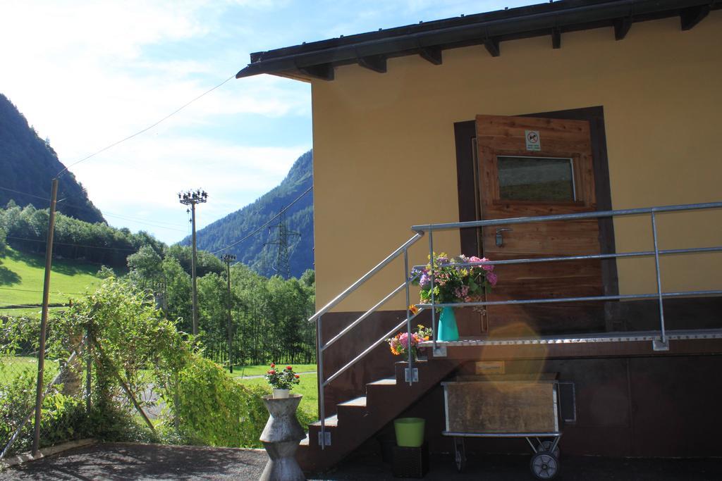 Agriturismo Mattei - Dormitorio Peccia Extérieur photo